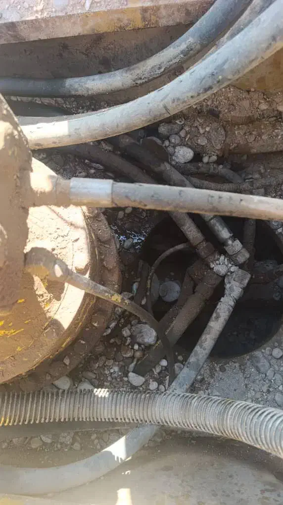 بیل مکانیکی نیمه سوخته ۴۰۰ خط ۷|خودرو سنگین|دزفول, |دیوار