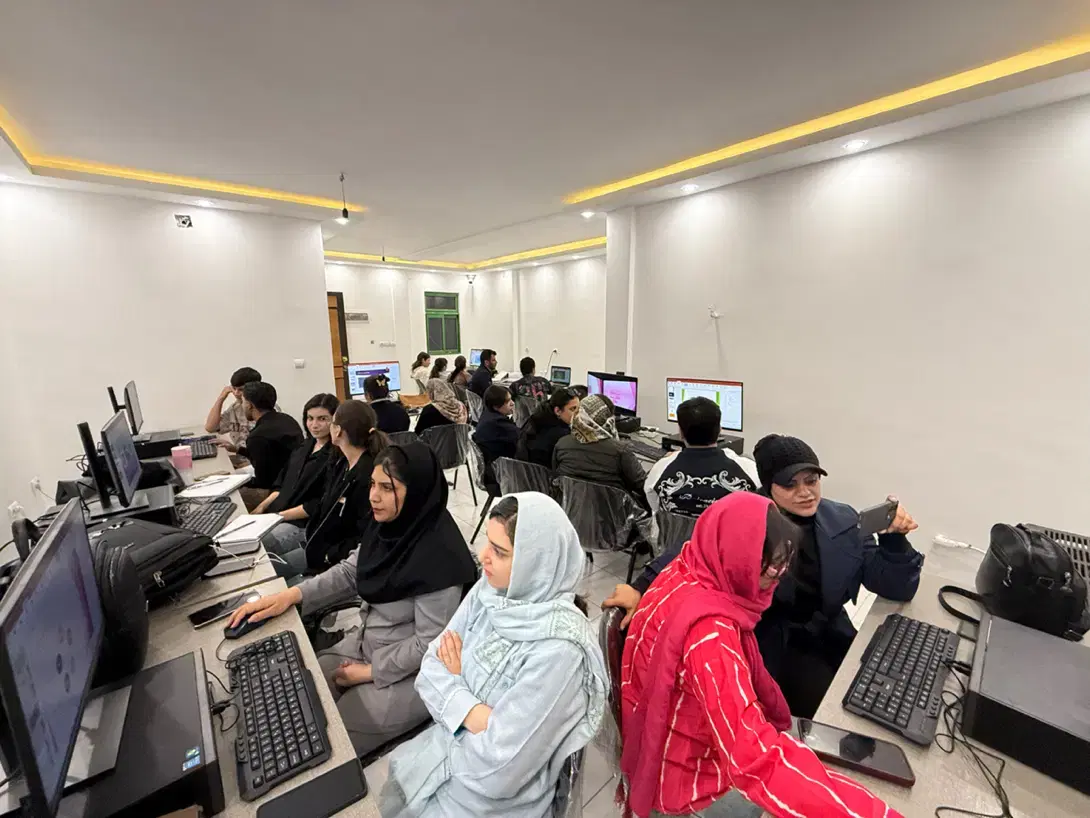 آموزش کامپیوتر هوش مصنوعی خیاطی پایتون رباتیک icdl|خدمات آموزشی|شیراز, ارم|دیوار