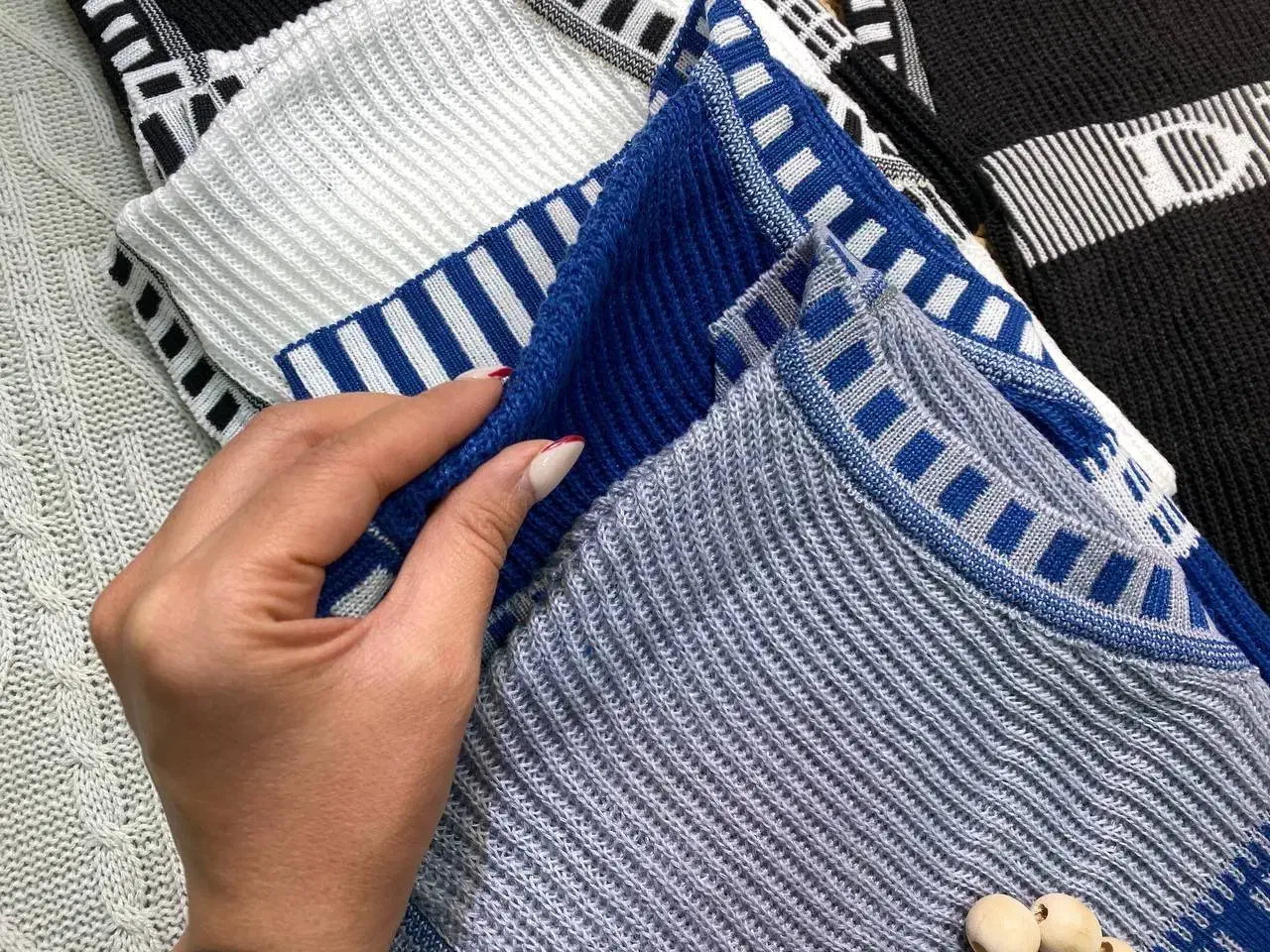 بافندگی عمده- بافت حلقه مردانه زمستان|لباس|شیراز, لاله|دیوار