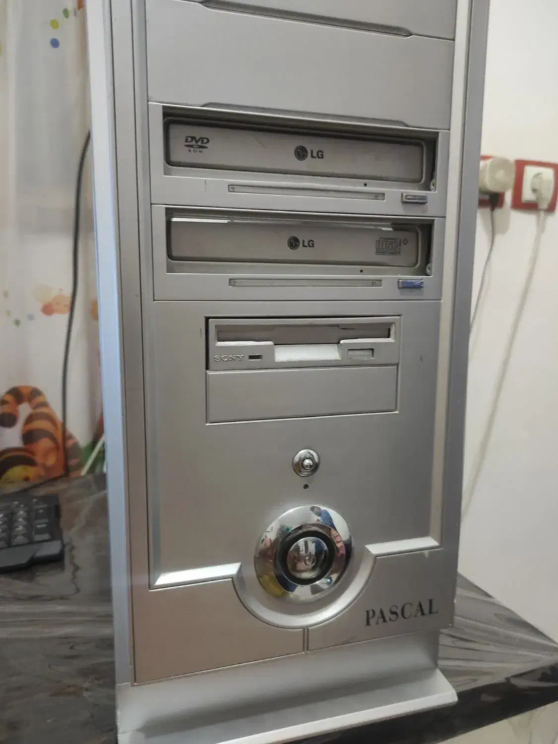 کامپیوتر|رایانه رومیزی|خرمآباد, |دیوار