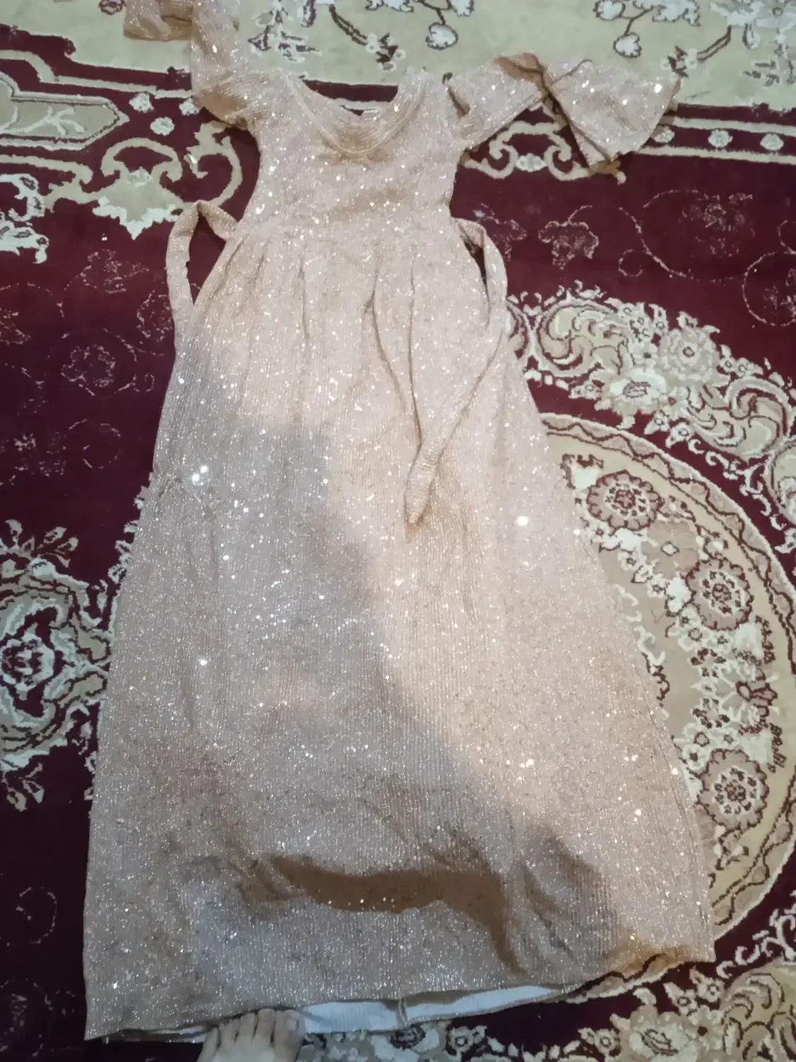 پیرهن بچگانه|لباس|سوسنگرد, |دیوار