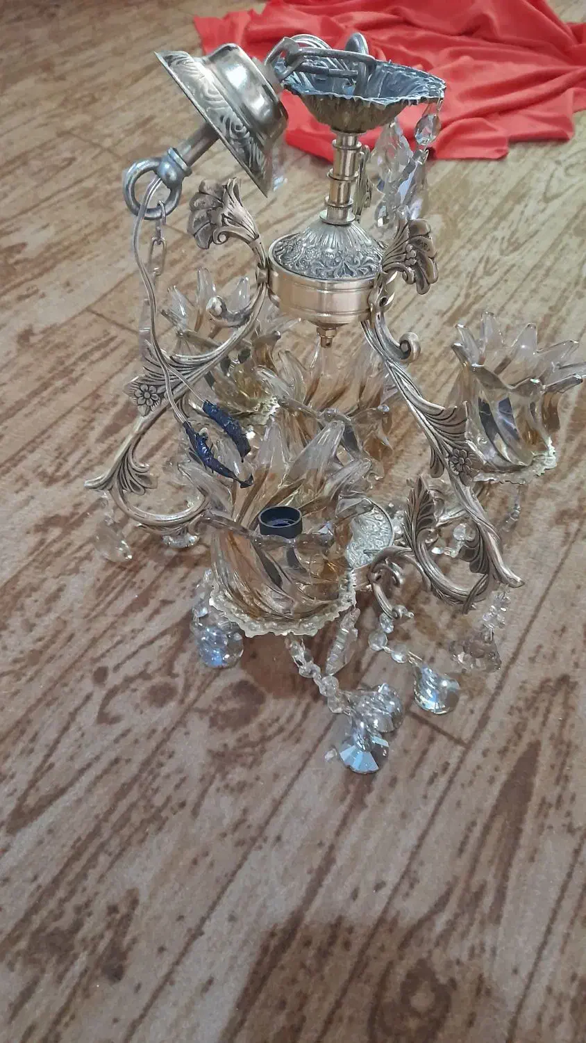 لوستر برنجی|لوستر و چراغ آویز|کوچصفهان, |دیوار