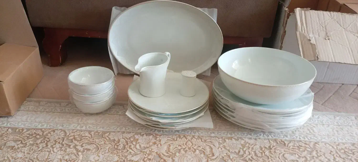 سرویس 24 نفره چینی قیمت 12 میلیون|ظروف سرو و پذیرایی|نقده, |دیوار