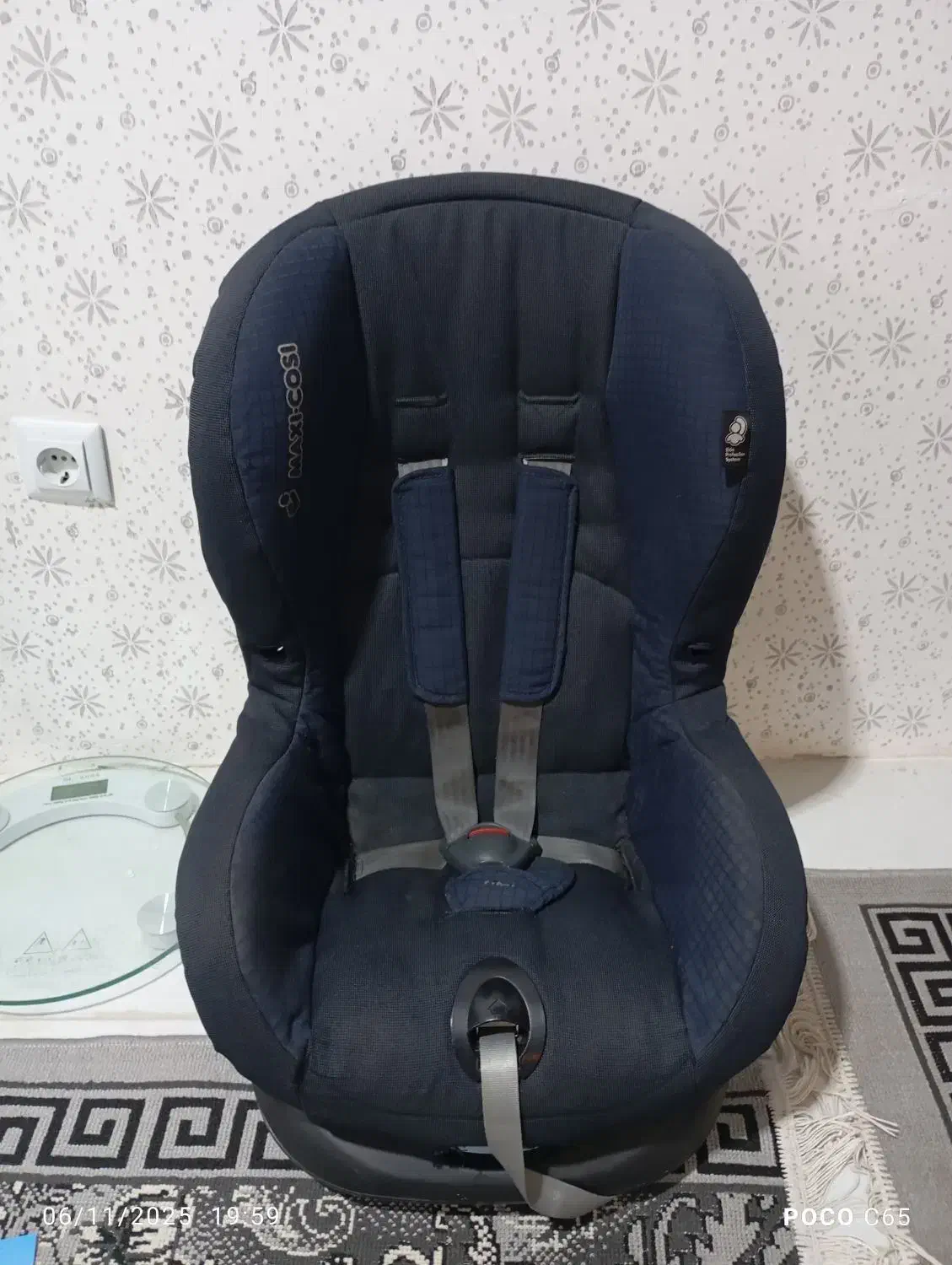 صندلی ماشین کودک مارک ماکسی کوزی|تخت و صندلی بچه|شیراز, میانرود|دیوار