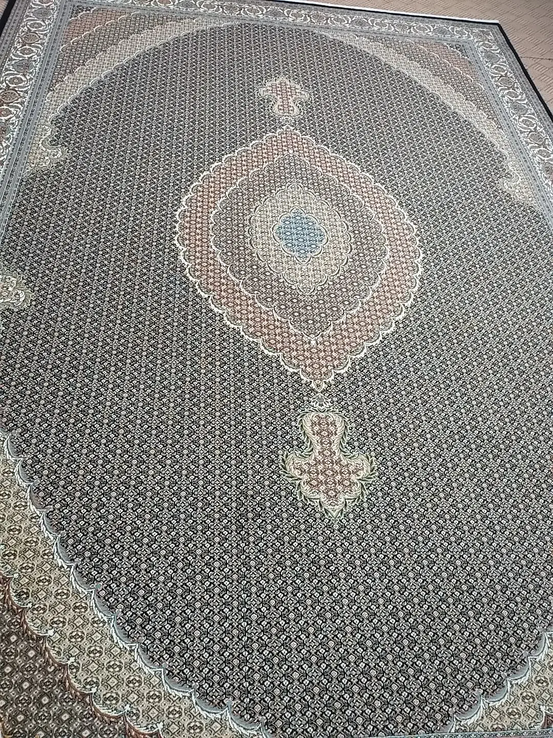 دوتخته ۹ متری و یک تخته ۱۲متری|فرش|ازنا, |دیوار