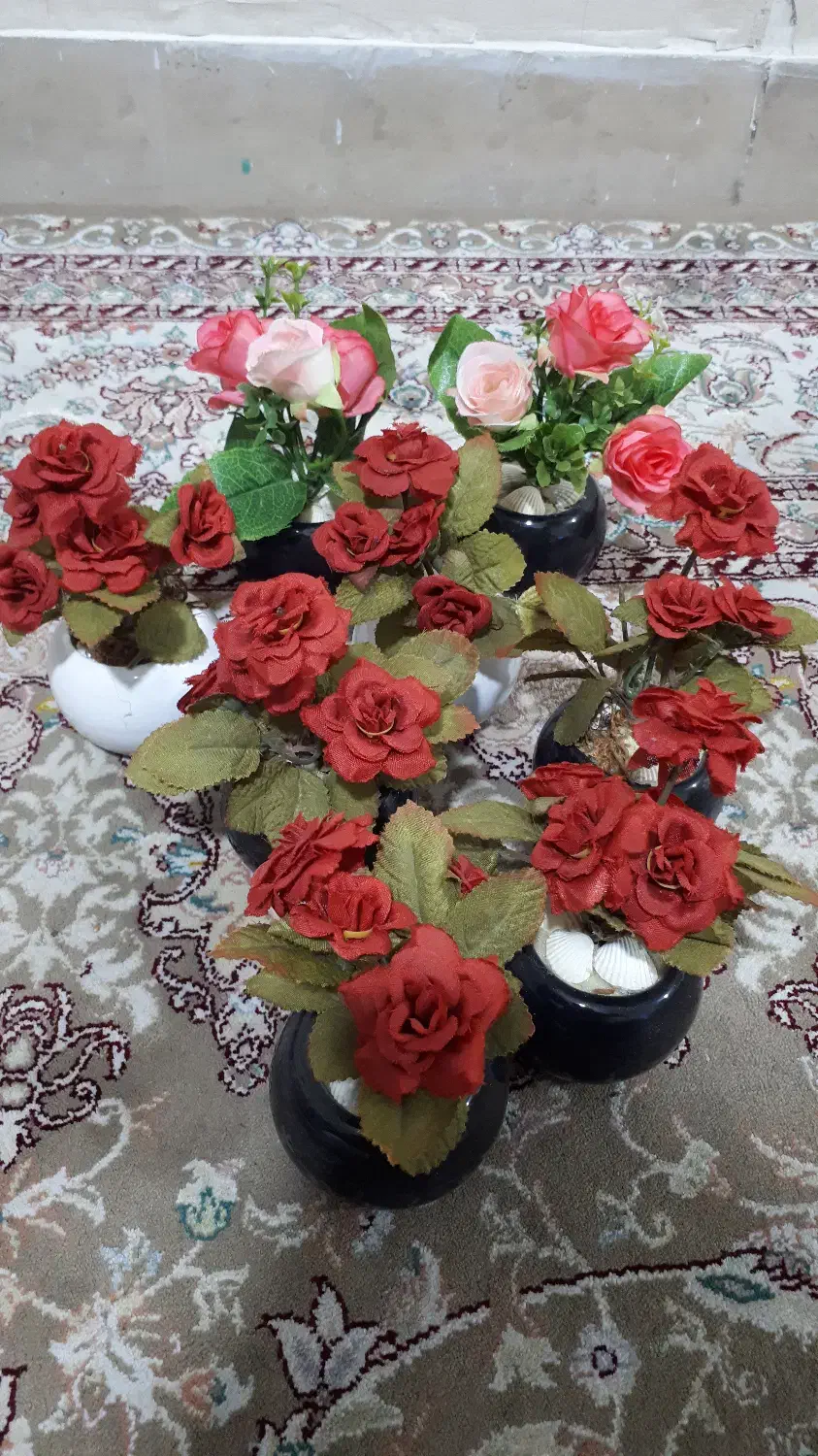۷عدد گلدان نو گل مصنوعی ودیوارکوب یکجا|گل مصنوعی|تهران, جی|دیوار