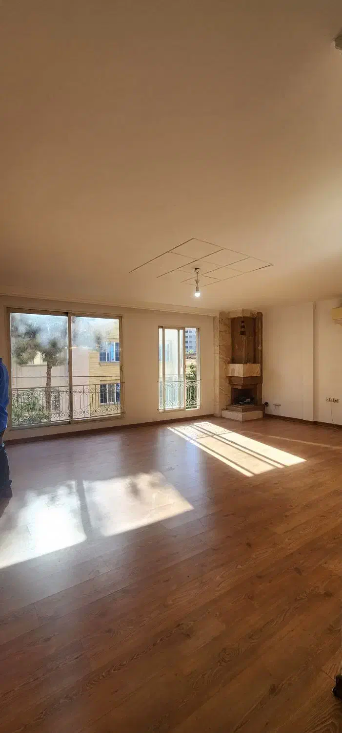 ۸۰ متر/ غرق نور  خوش نقشه/هفت تیر ۲۳|فروش آپارتمان|مشهد, هفت تیر (آب و برق)|دیوار