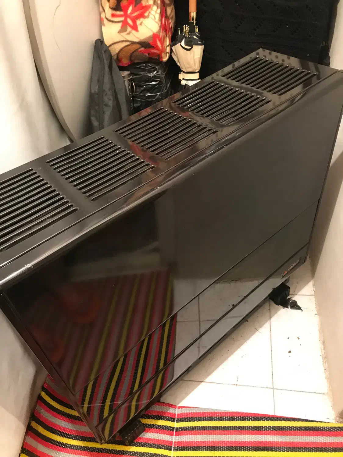 بخاری سایز بزرگ نیک کالا سالم بدون خط و خش|بخاری، هیتر، شومینه|چالوس, |دیوار