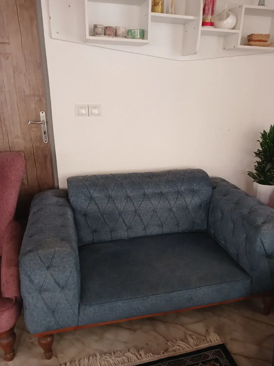 مبلمان مدل چستر ۸ نفره|مبلمان خانگی و میز عسلی|چالوس, |دیوار