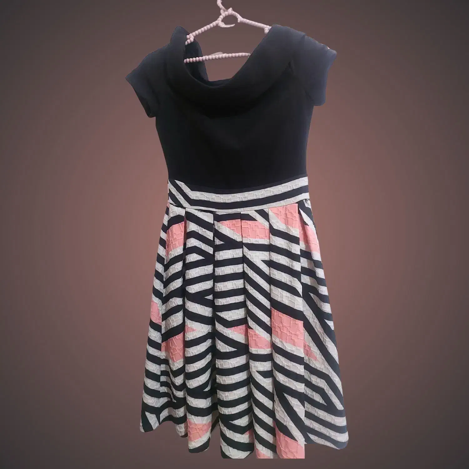 پیرهن مجلسی یقه قایقی|لباس|کبودرآهنگ, |دیوار