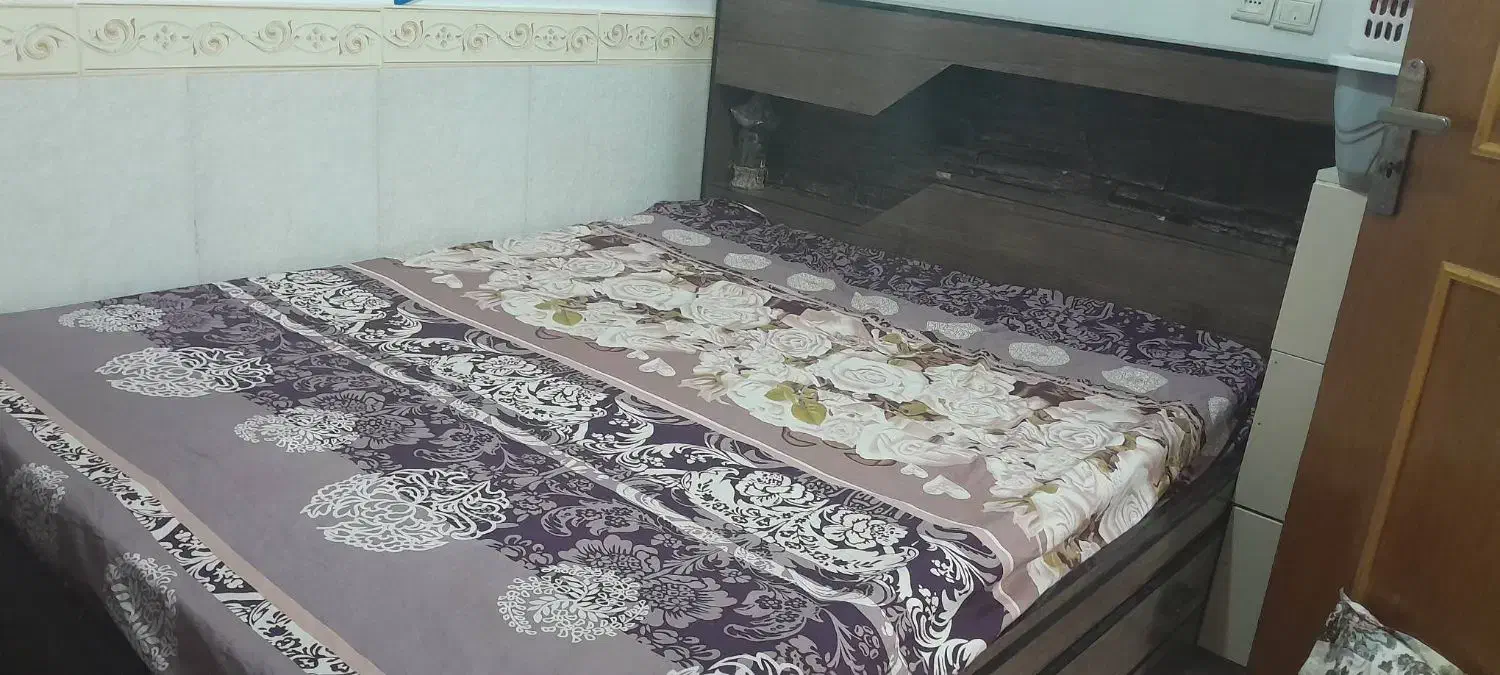 تخت خواب دونفره همراه با تشک|تخت و سرویس خواب|قدس, شهرقدس|دیوار