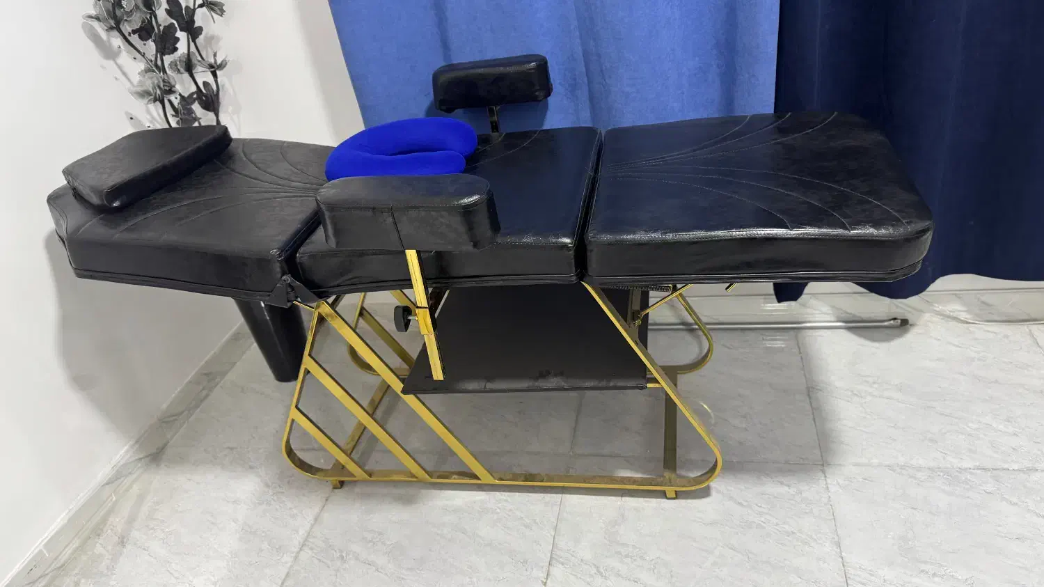 تجهیزات آرایشگاه|آرایشگاه و سالنهای زیبایی|رشت, ترمینال|دیوار