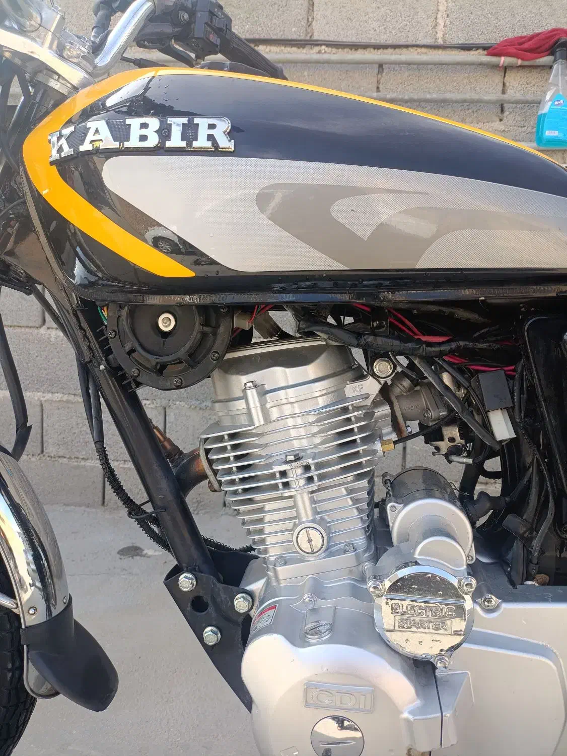 مدارک کامل|موتورسیکلت|جهرم, |دیوار