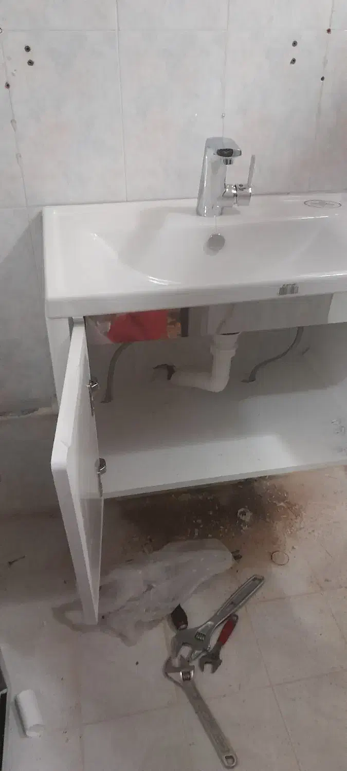 تعمیر آبگرمکن وپکیج ولوله کشی|خدمات پیشه و مهارت|سنندج, |دیوار