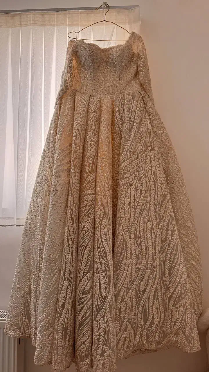 لباس عروس مدل پرنسسی ترک تن دوم در حد نو|لباس|تبریز, |دیوار