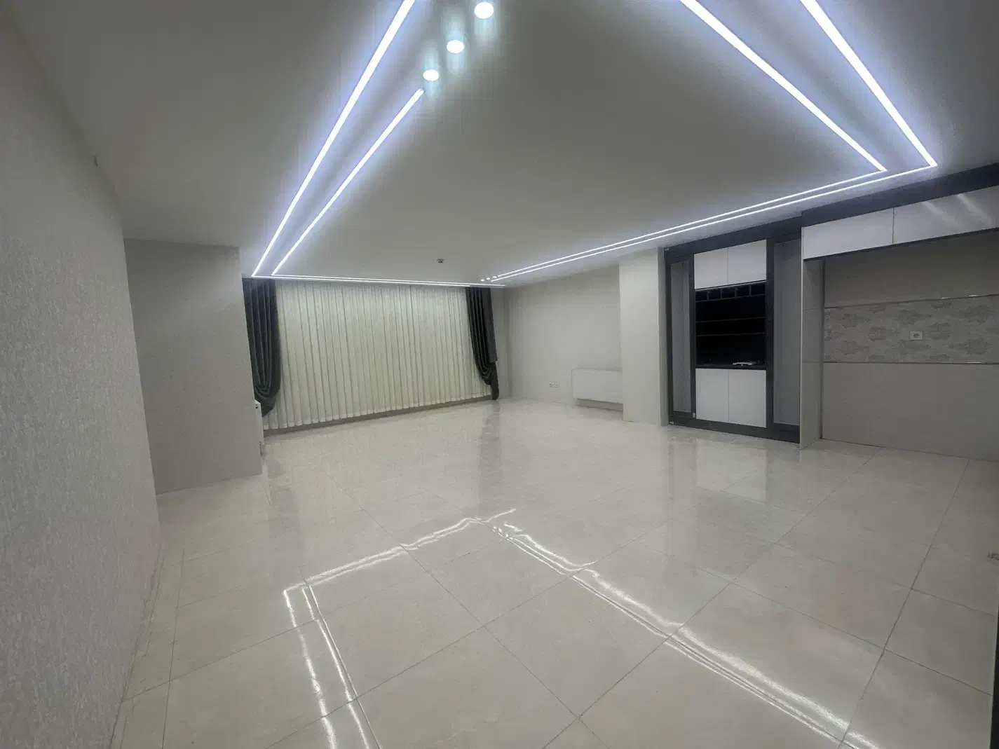 فروش واحد شخصی ساز متخصصین ۳سهند نما رومی|فروش آپارتمان|تبریز, |دیوار