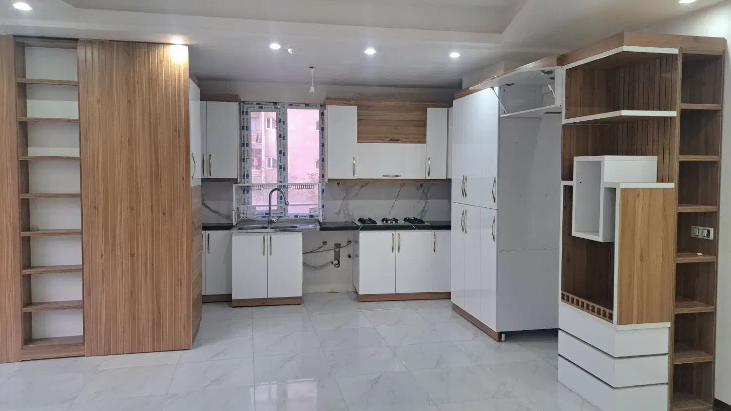 اجاره آپارتمان نوساز فاز ۸ شهرک انیشه|اجارهٔ آپارتمان|بروجرد, |دیوار