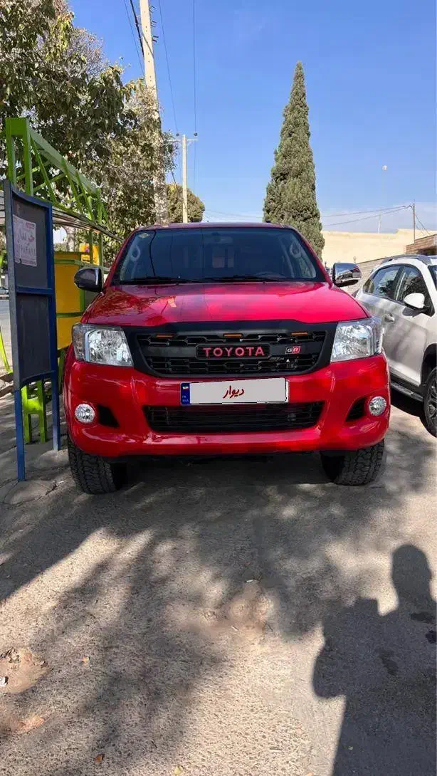 هایلوکس ۲۰۱۲|خودرو سواری و وانت|اصفهان, دانشگاه اصفهان|دیوار