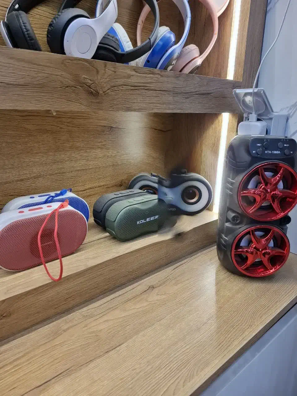 اسپیکر تو جیبی تا پارتی باکس دارا صدای با کیفیت|پخش‌کننده همراه|آران و بیدگل, |دیوار