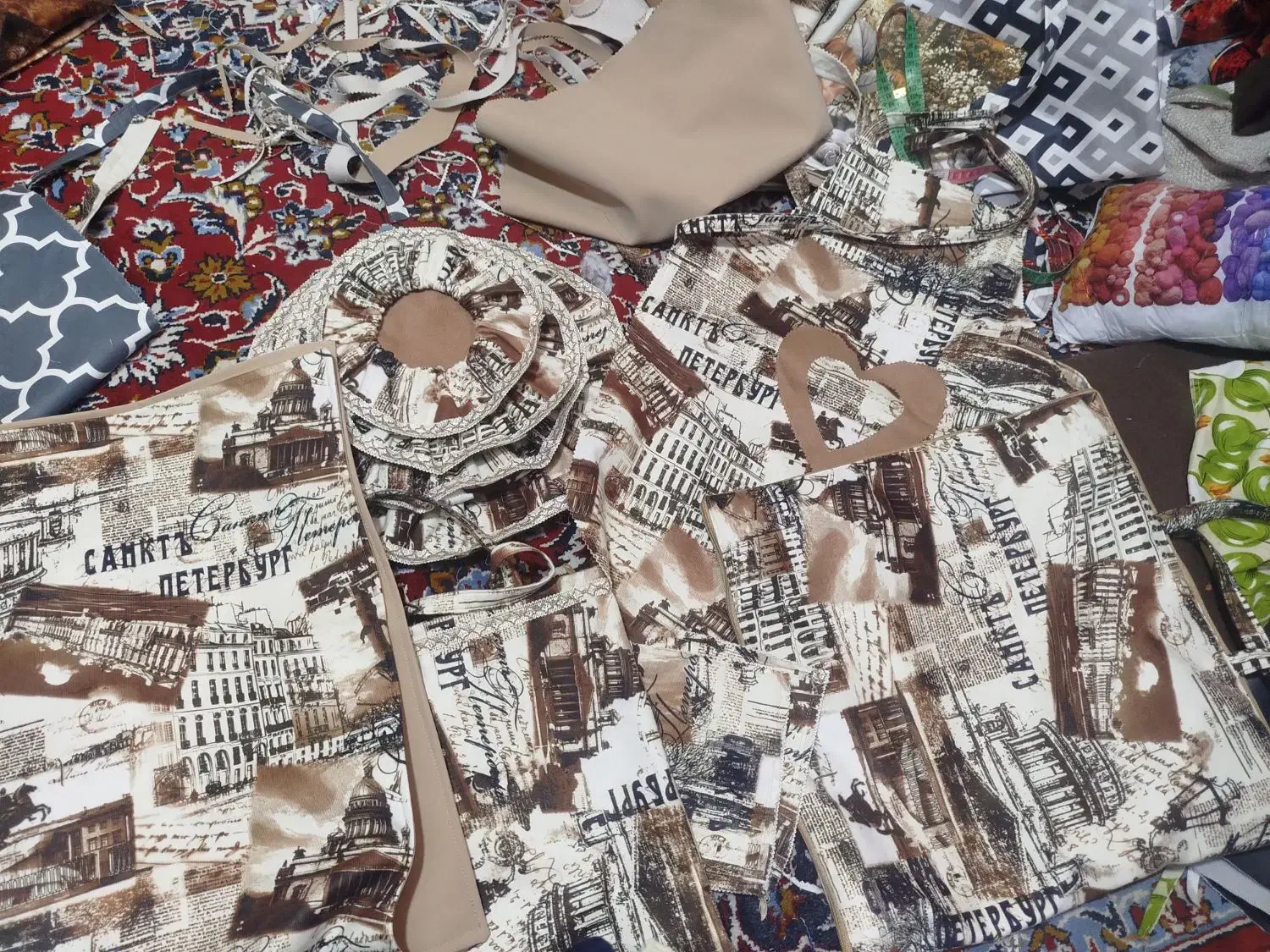 سرویس آشپزخانه|سفره، حوله، دستمال آشپزخانه|اسلامشهر, شهرک قائمیه|دیوار