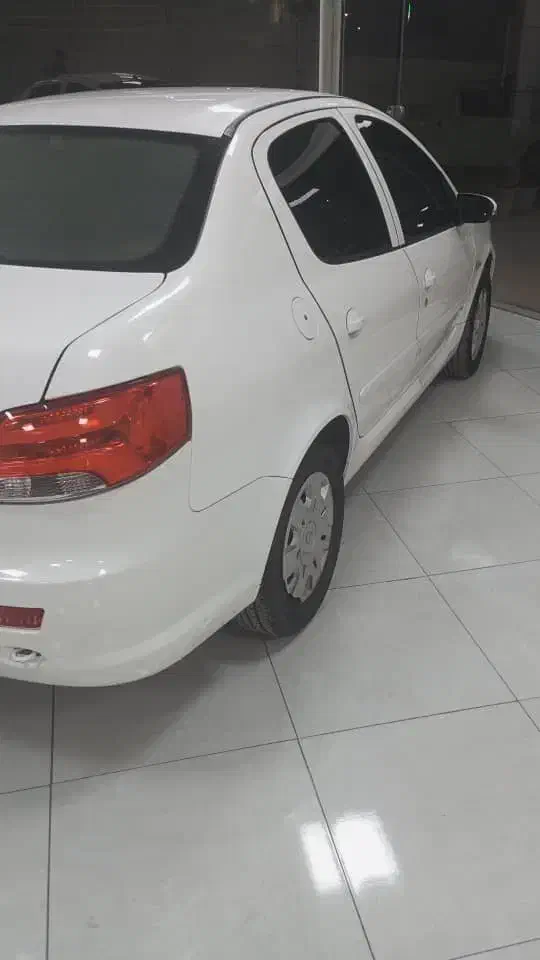 رانا پلاس 1401|خودرو سواری و وانت|هشتگرد, شهرک اداری|دیوار