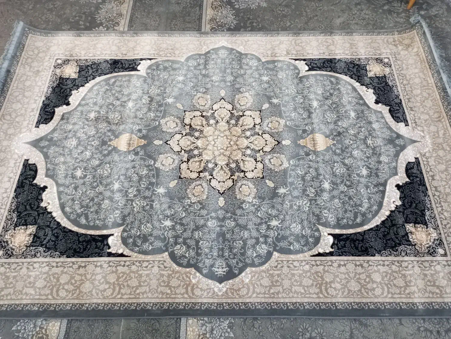 فرش۶متری جفت|فرش|مشهد, انقلاب|دیوار