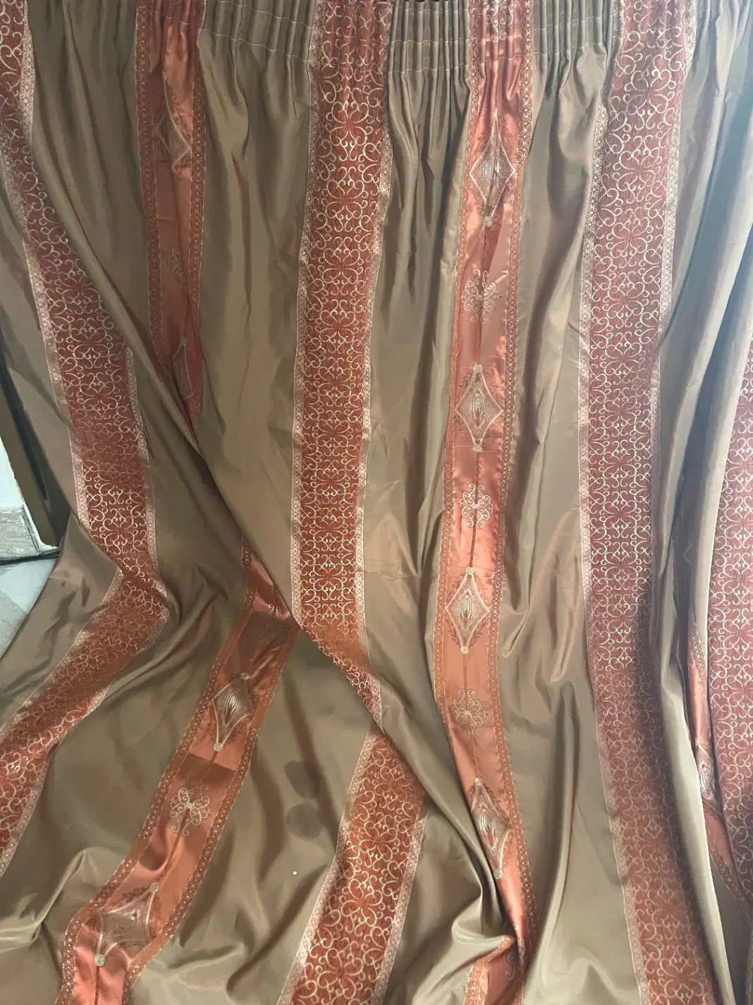 پرده با میل پرده ها ویک جفت رویه بالشت فقط ۳۰۰|پرده، رانر، رومیزی|بندر کنگان, |دیوار