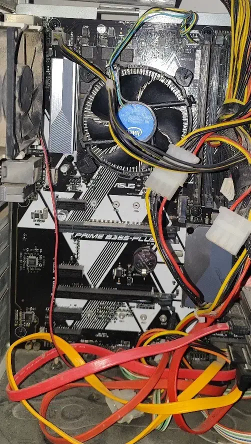 مادربردcpu و رم (رم با گارانتی) توضیحات خوانده بشه|قطعات و لوازم جانبی رایانه|گنبد کاووس, |دیوار