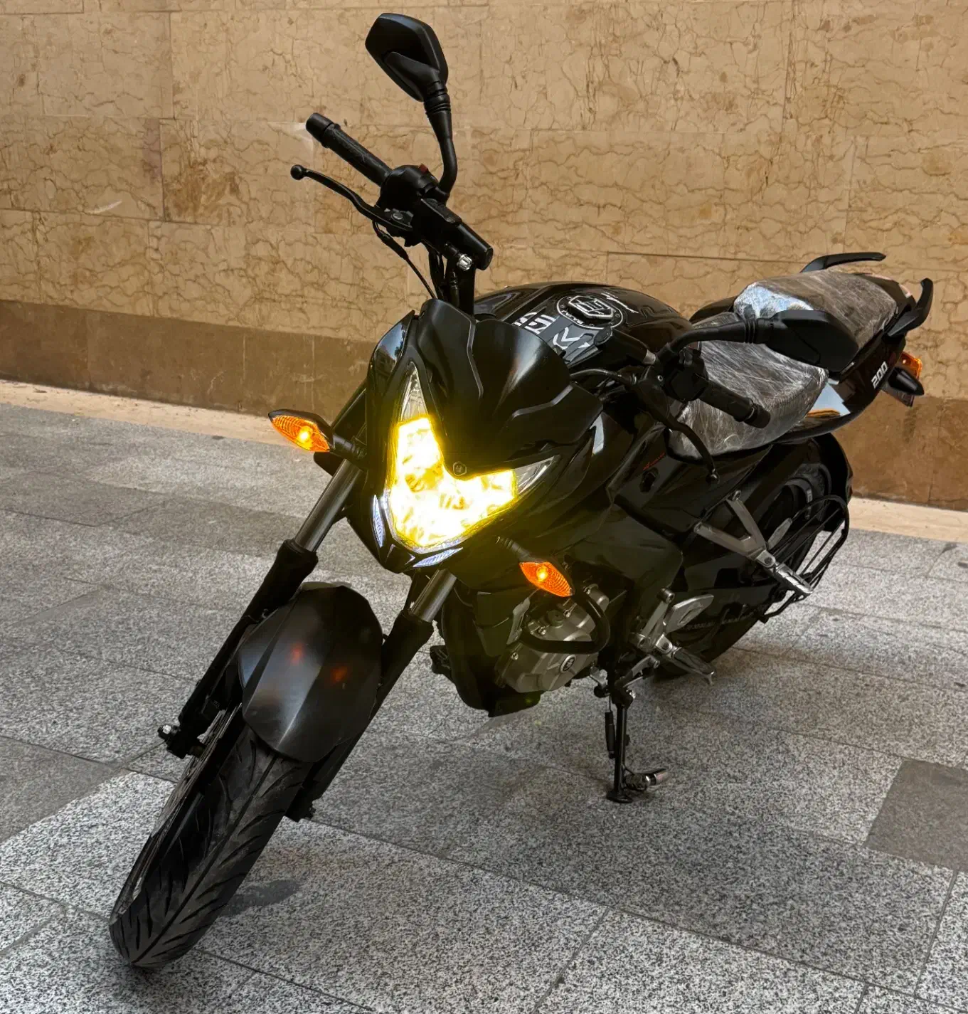 Ns 200 93 درحد|موتورسیکلت|تهران, ستارخان|دیوار