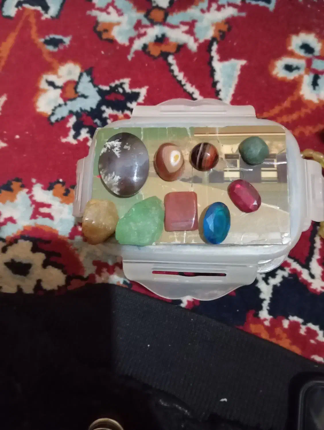 سنگ قیمتی|جواهرات|برخوار, |دیوار