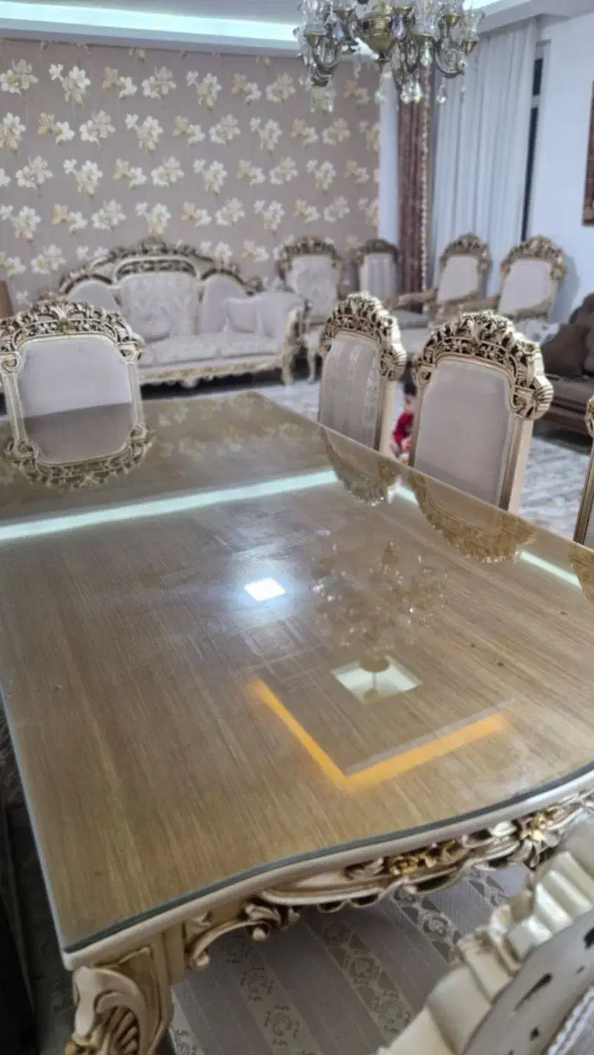 میز ناهارخوری ۶ نفره کلاسیک در حد نو|میز و صندلی غذاخوری|فردیس, شهرک ناز|دیوار