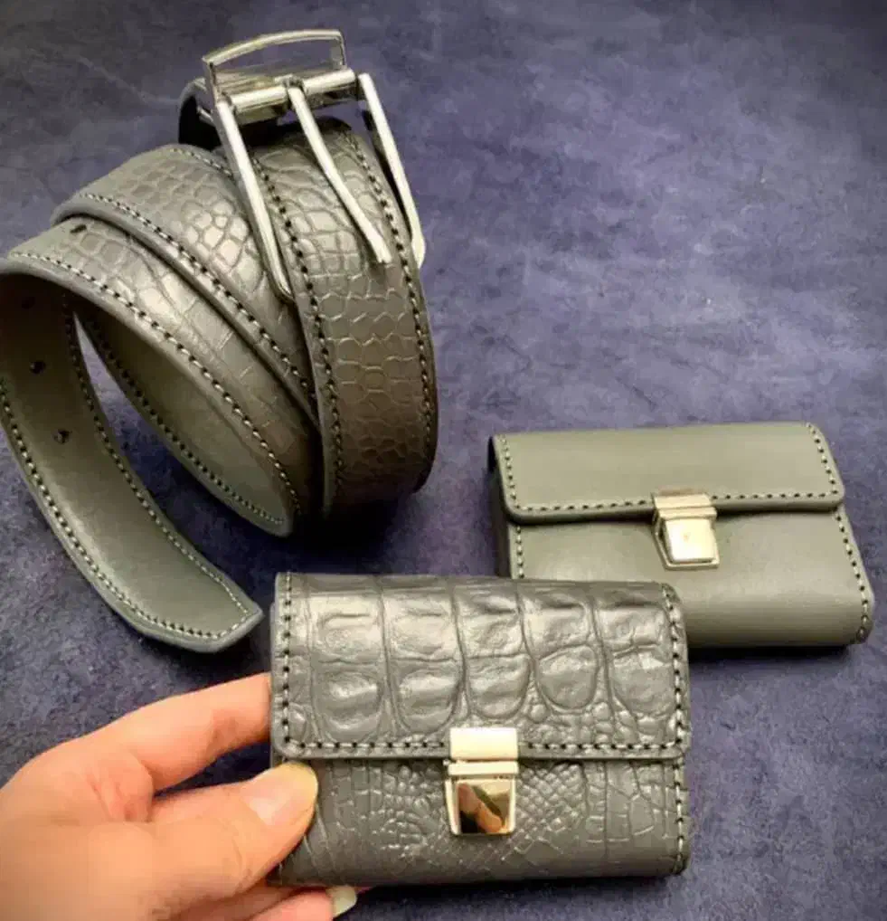 لیزرو تولید انواع کیف وجاکارتی ،کمربند،فلکسی|کیف، کفش، کمربند|پاکدشت, حصار امیر|دیوار