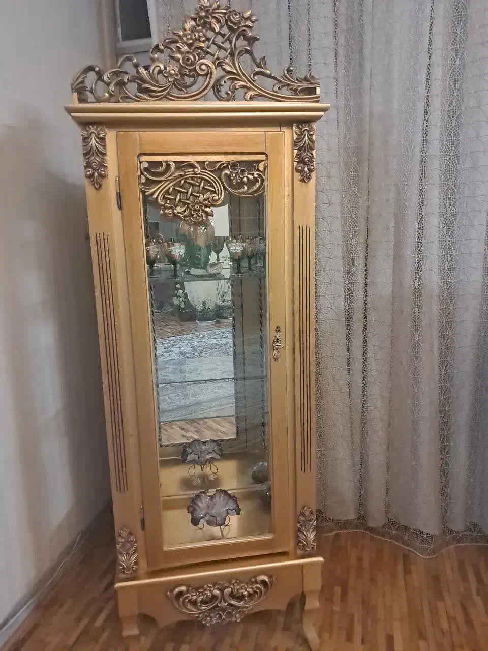 بوفه چوبی کوتاه طرح سبد گل|بوفه، ویترین، کنسول|اصفهان, طامه|دیوار