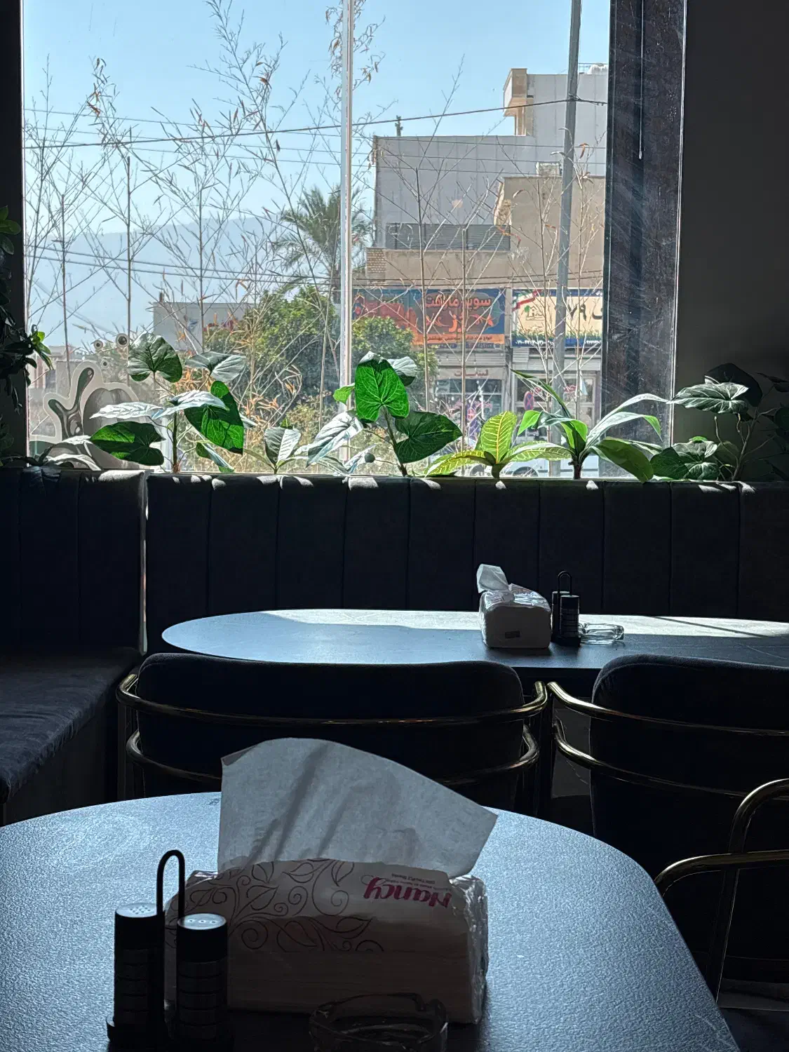 کار|استخدام خدمات فروشگاه و رستوران|کازرون, |دیوار