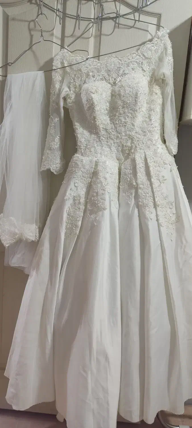 لباس عروس|لباس|دوگنبدان, |دیوار