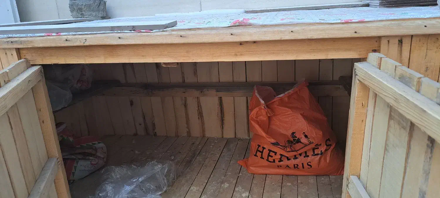 تخت وکمد چوبی بزرگ|تخت و صندلی بچه|مشهد, کوشش|دیوار