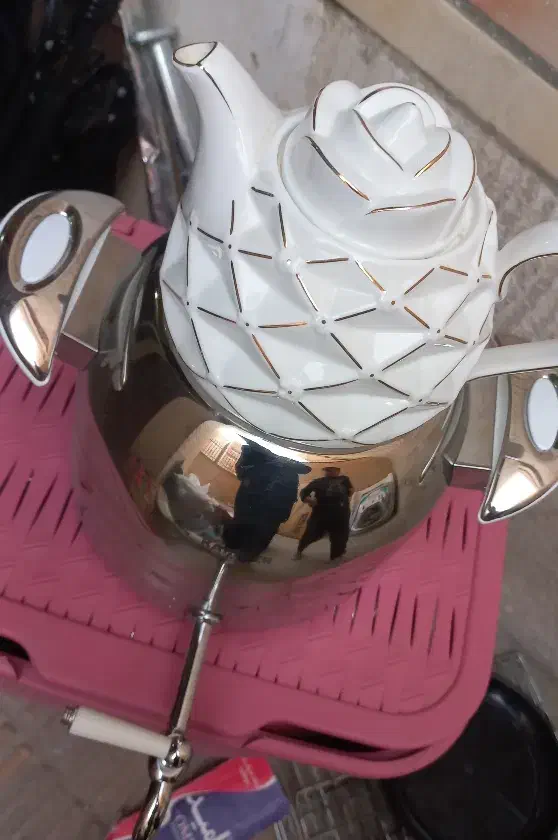 لاکچری نو|ظروف پخت‌وپز|فولادشهر, مسکن مهر فولادشهر|دیوار