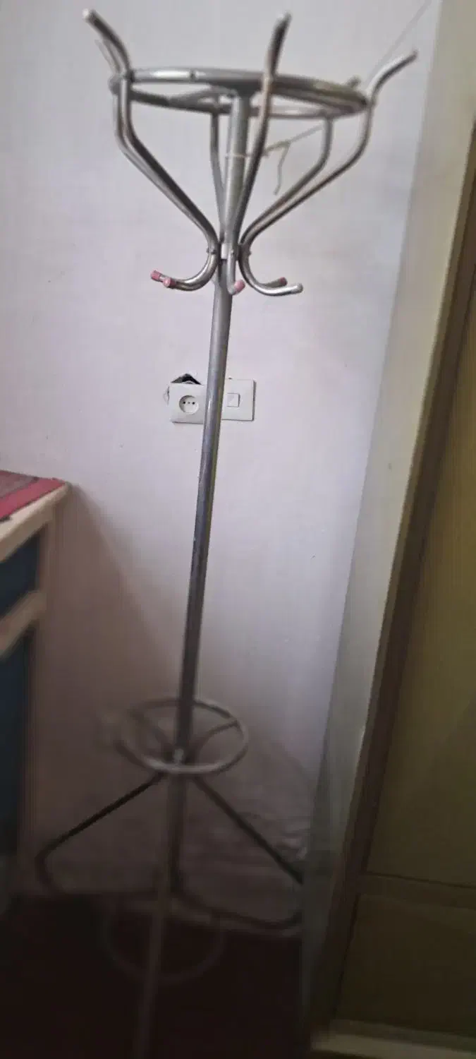 کمد فلزی با اینه کابینت فلزی چوب لباسی|جاکفشی، کمد، دراور|نجفآباد, قدس|دیوار