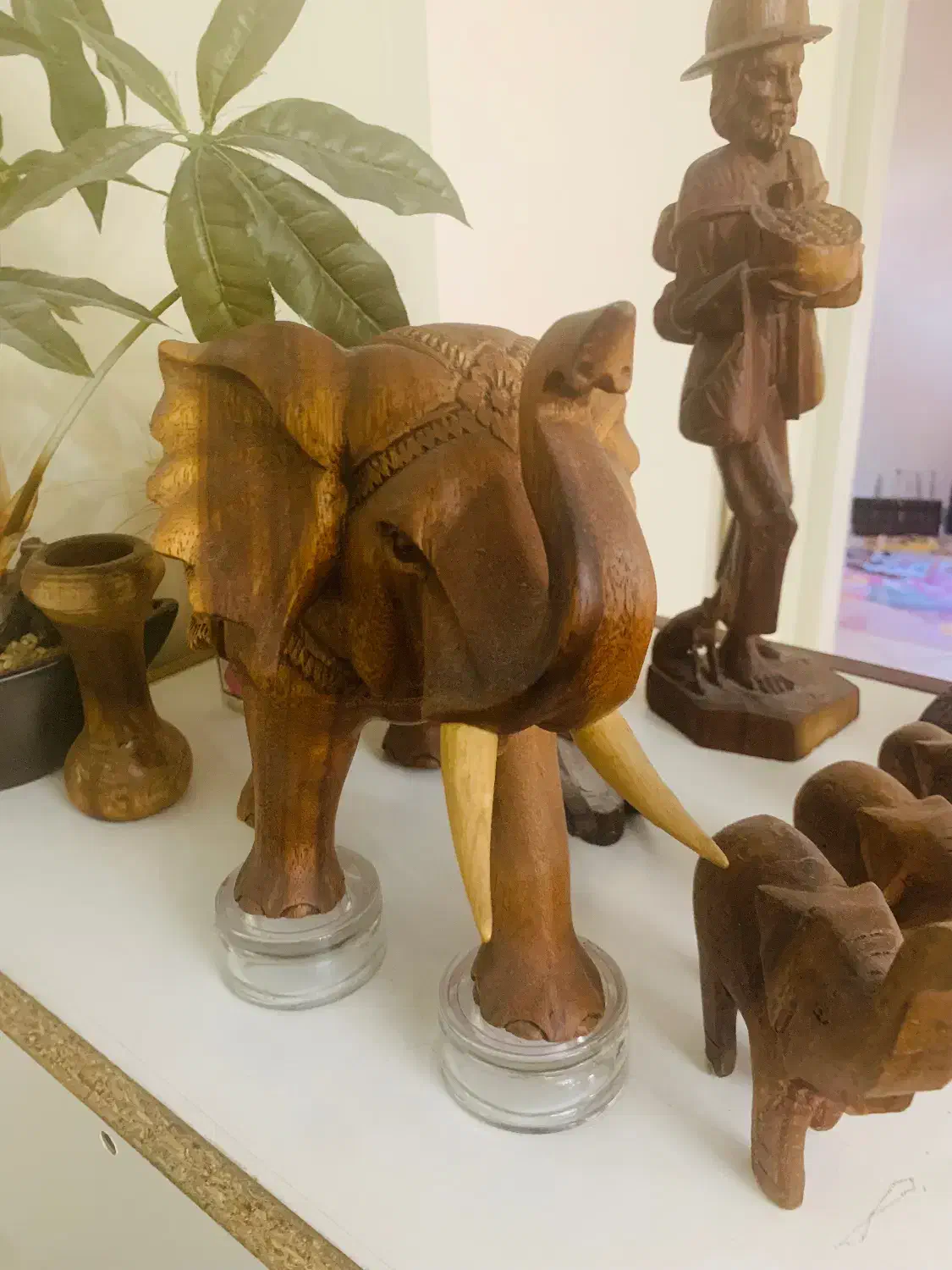 فیل چوبی|مجسمه، تندیس، ماکت|تهران, پاسداران|دیوار