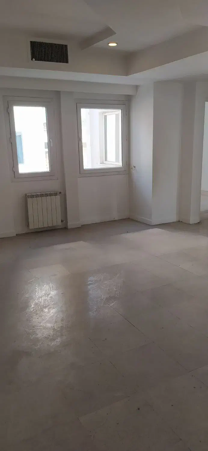 110متر 2خواب عباس اباد بخارست