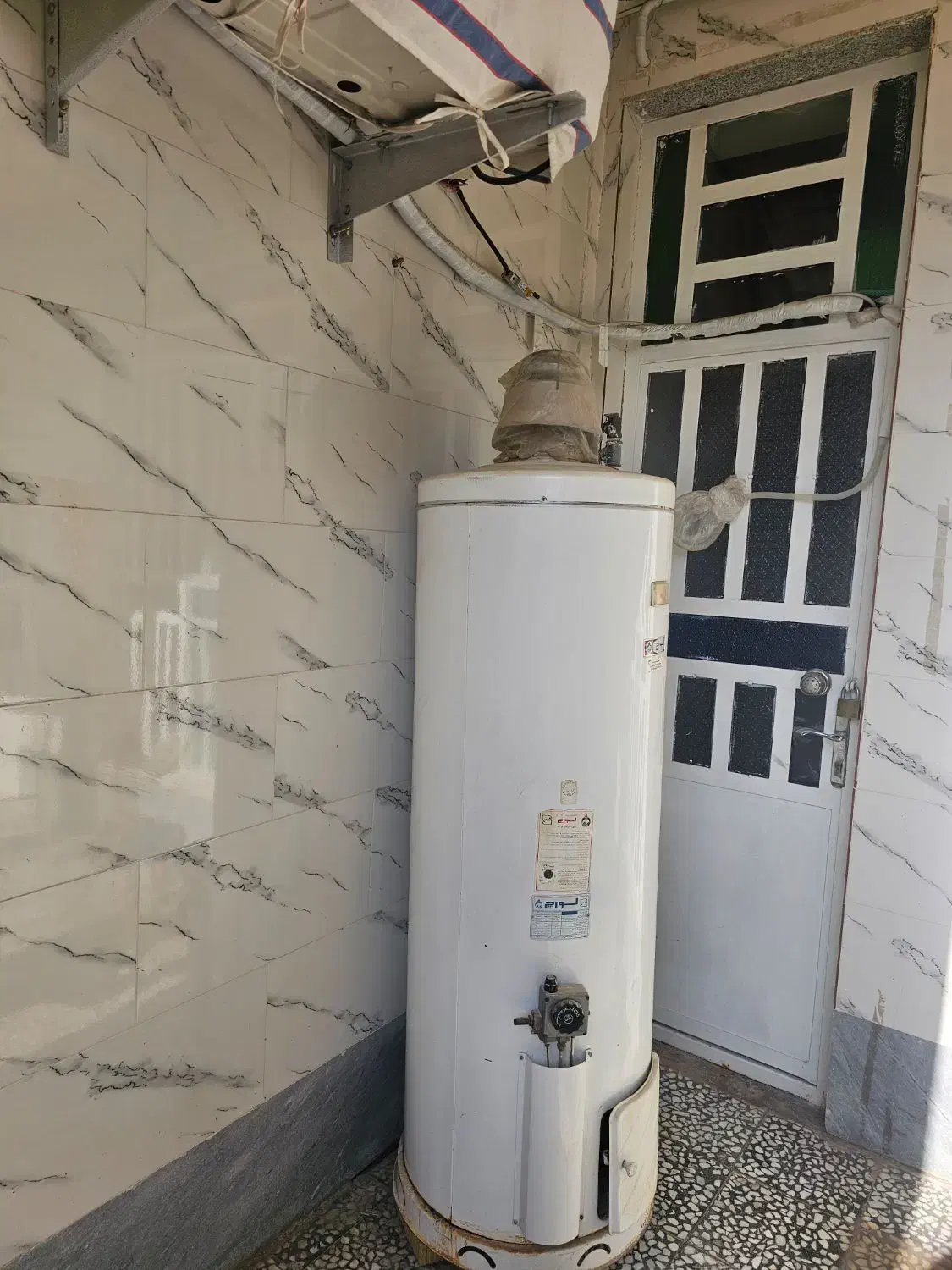 ابگرمکن ۹۰ گالن لورچ|آبگرمکن، پکیج، شوفاژ|مرودشت, بیست متری بیمارستان|دیوار