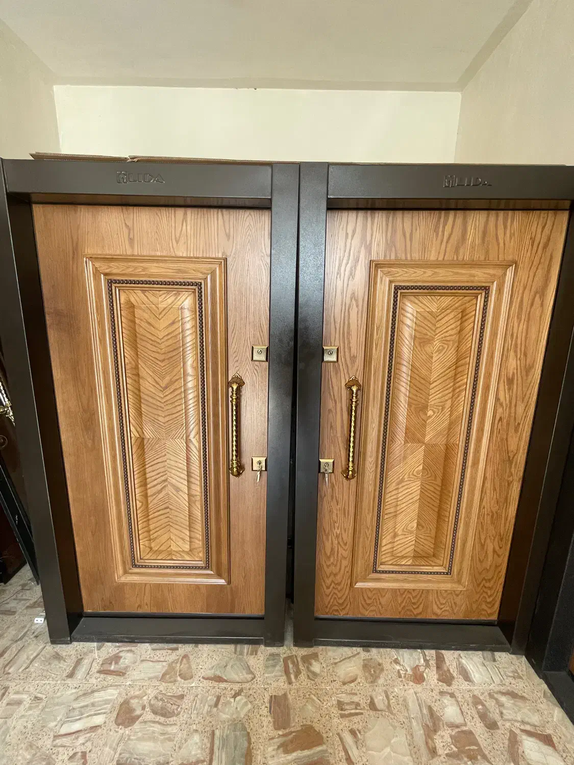 درب ضد سرقت و اتاقی|مصالح و تجهیزات ساختمان|فارسان, |دیوار