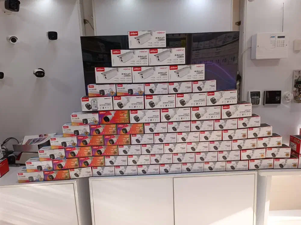 دوربین مداربسته تجهیزات کامل //& چرخشی دید در شب|دوربین مداربسته|نشتارود, |دیوار