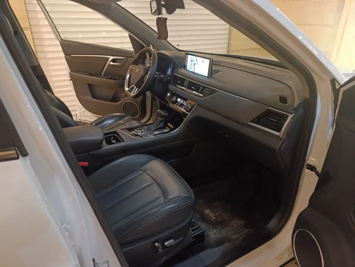 تیارا مکث موتور|خودرو سواری و وانت|مشهد, کوه سنگی|دیوار