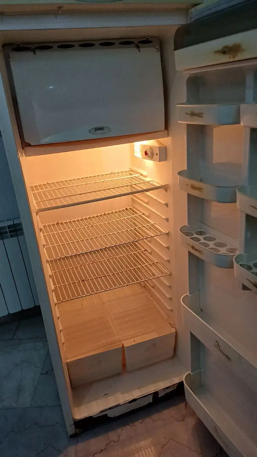 لوازم خونه میز نهار خوری ویخچال|یخچال و فریزر|بندر انزلی, کلیور|دیوار