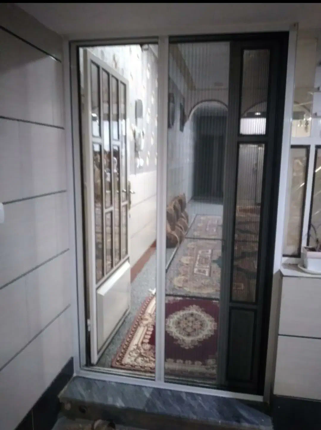 تولید و نصب توری پلیسه آکاردئونی(توری کشویی)|خدمات پیشه و مهارت|بهبهان, |دیوار