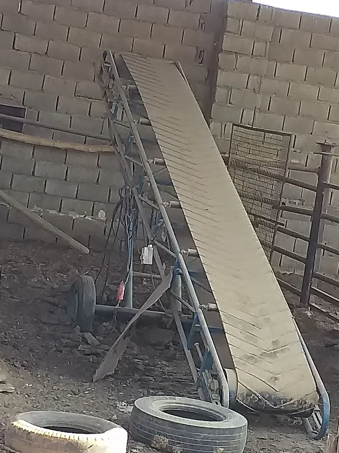 نوارنقاله ۷ متری عرض لاستیک شصت سانت|ماشین‌آلات صنعتی|خمینی‌شهر, |دیوار