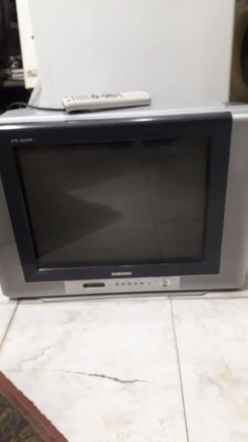 تلویزیون ۲۱اینج سامسونگ|تلویزیون و پروژکتور|رباط‌کریم, شترخوار|دیوار