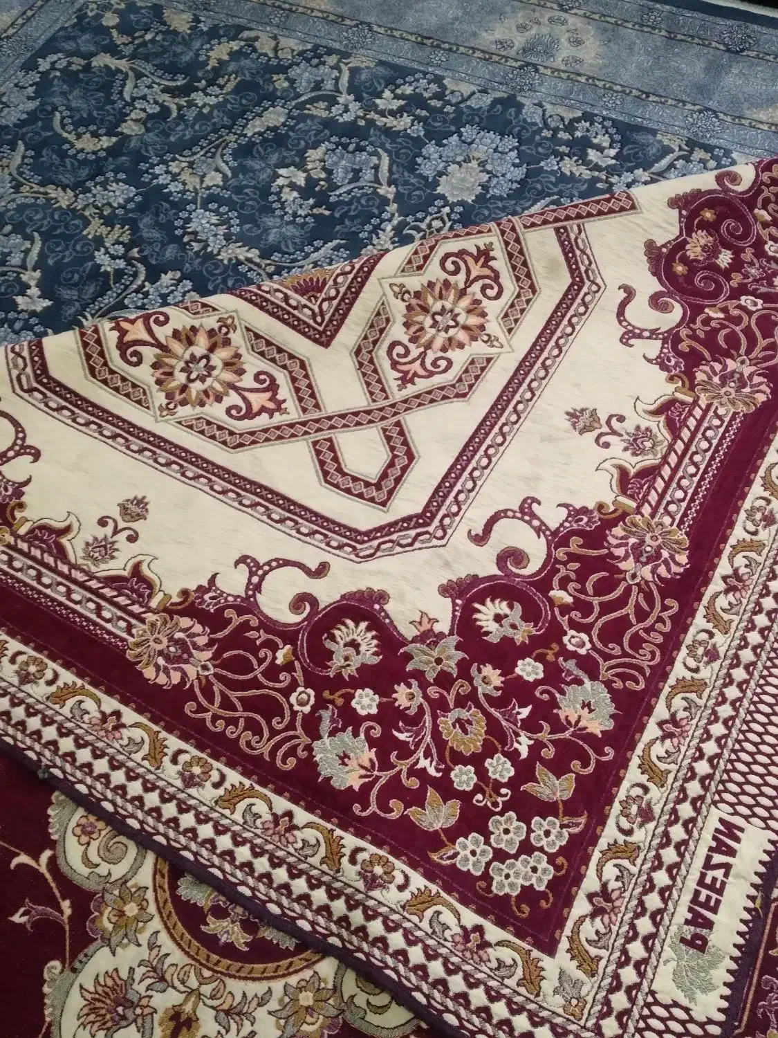 روفرشی|روفرشی|بروجرد, |دیوار