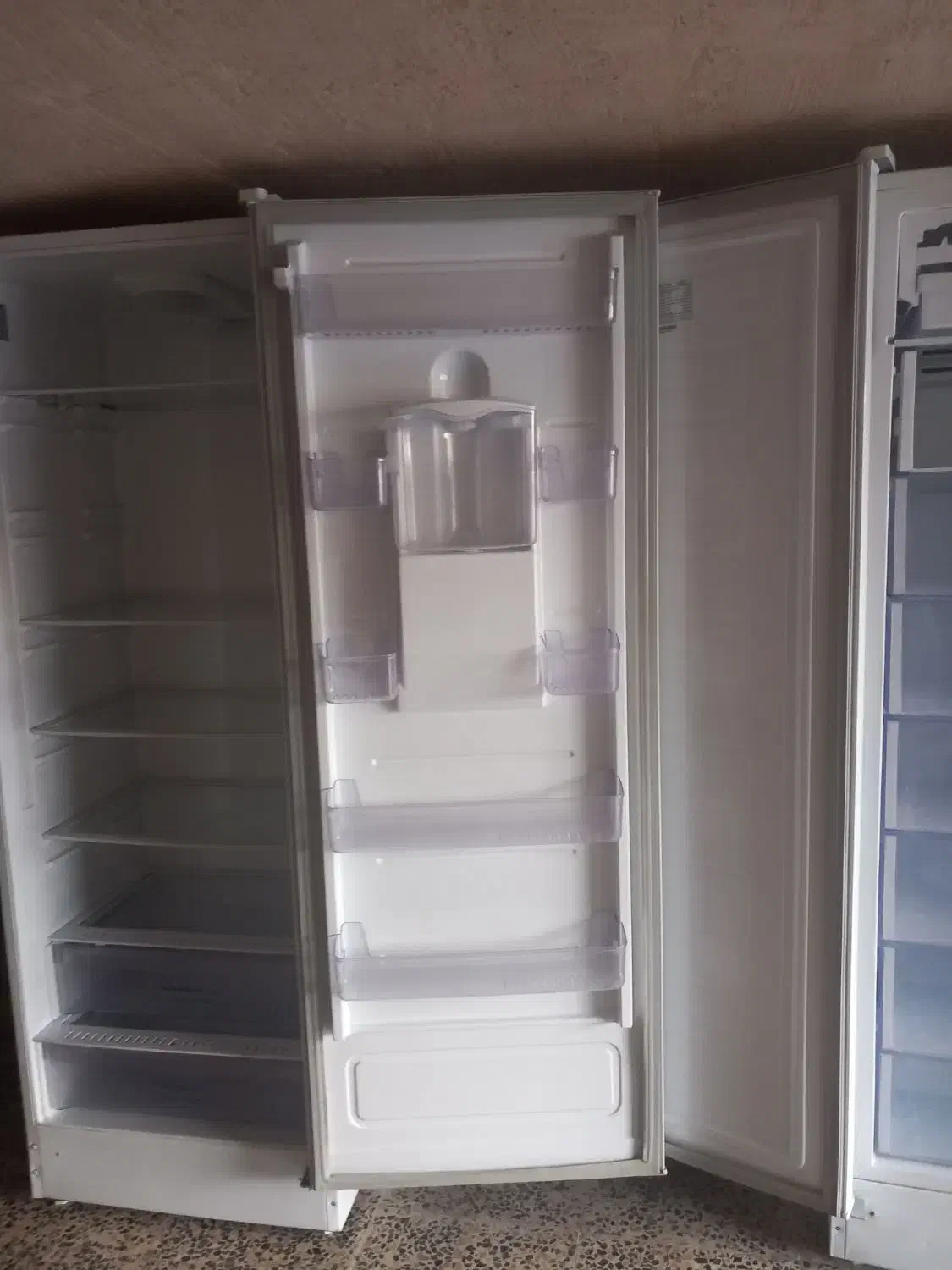 یخچال و فریزر کارکرد کم  تمییز و سالم تضمینی|یخچال و فریزر|بن, |دیوار